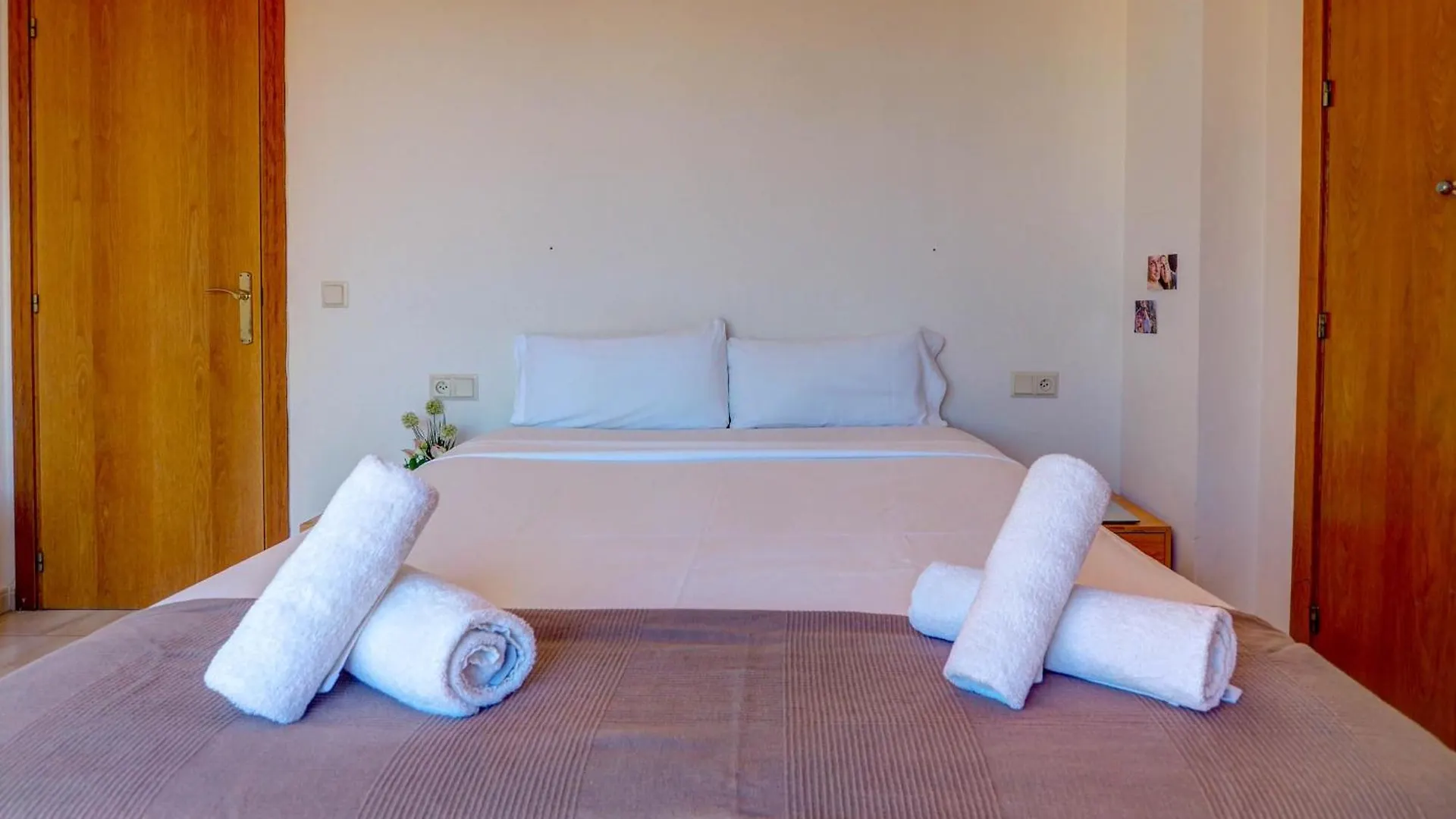 Castell Apartment By Hello Homes Sitges